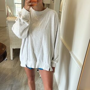 Aerie oversized light grey crew neck sweatshirt